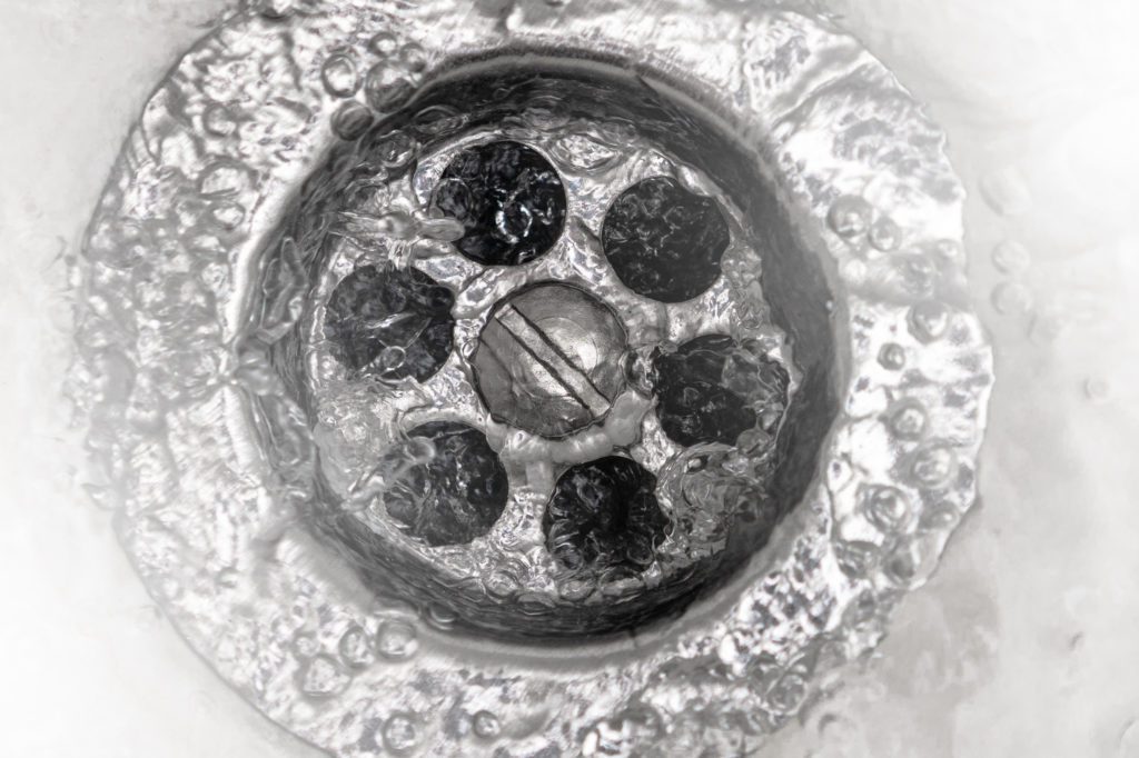 A gurgling drain in a home in Toronto, ON.